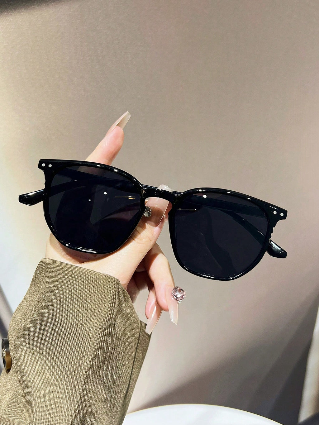 Rice Spike Decor Oversized Round Fashion Glasses for Women – Boho Leopard Print Beach Travel Shades