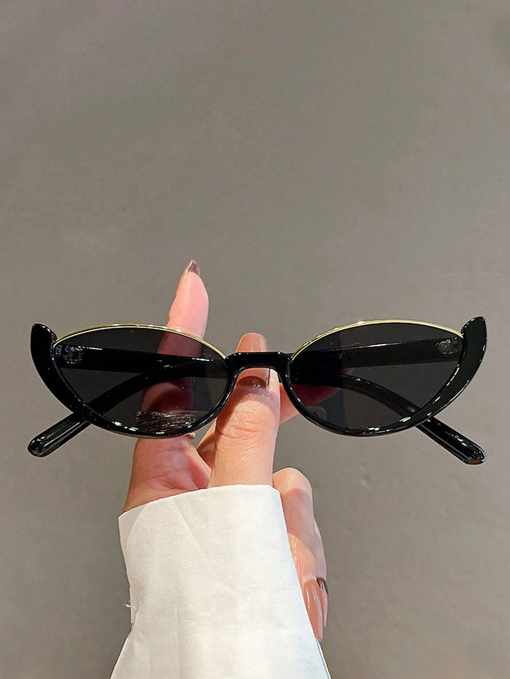 Women's Cat Eye Fashion Glasses – Y2K Retro Street Style Sunglasses for Beach, Travel & Everyday Fashion
