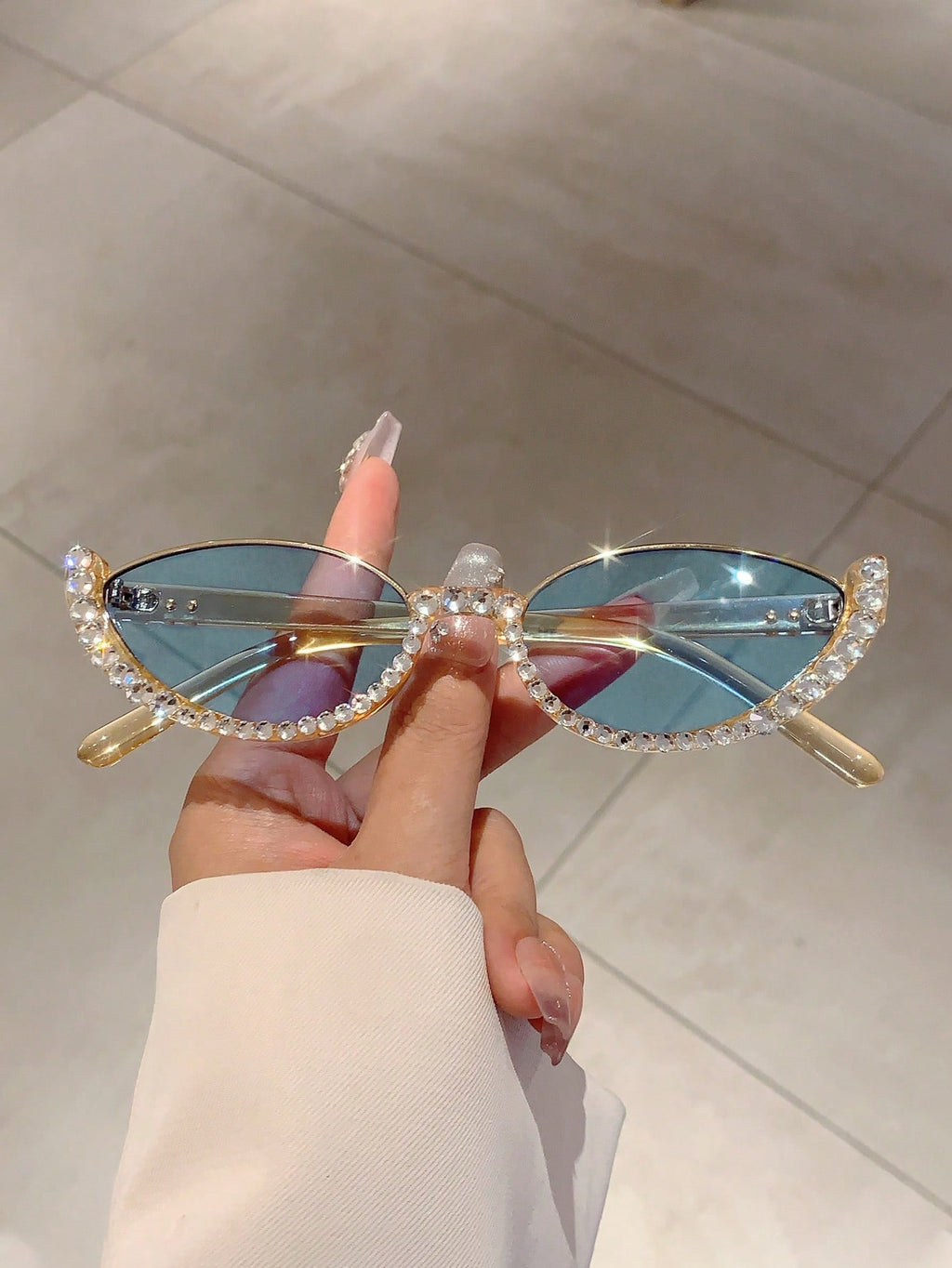 Women's Cat Eye Fashion Glasses – Y2K Retro Street Style Sunglasses for Beach, Travel & Everyday Fashion