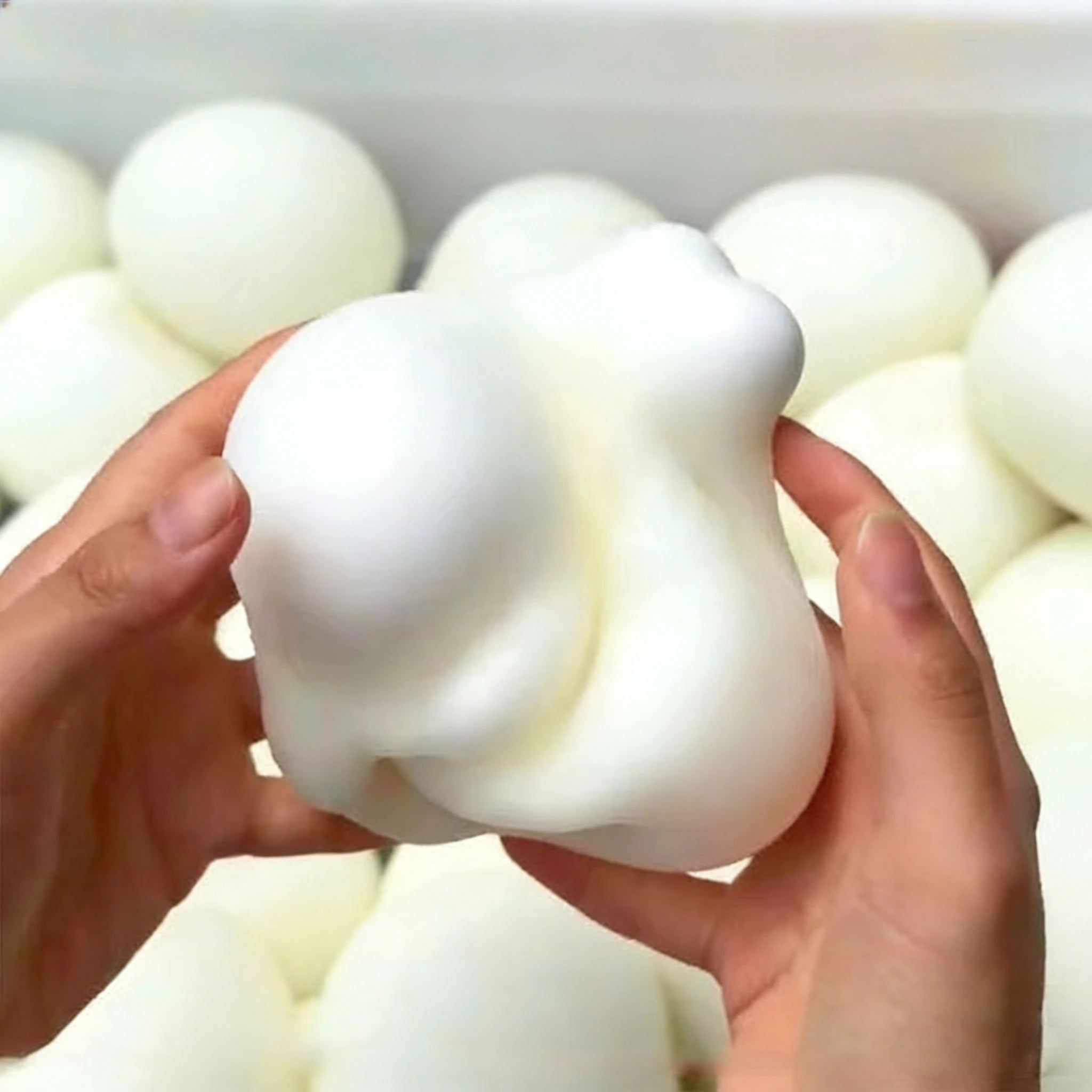 Japanese Style Steamed Bun Stress Ball – Soft Slow Rebound Moldable Bread Squeeze Toy, Cute TPR Sensory Fidget Toy for Adults & Teens