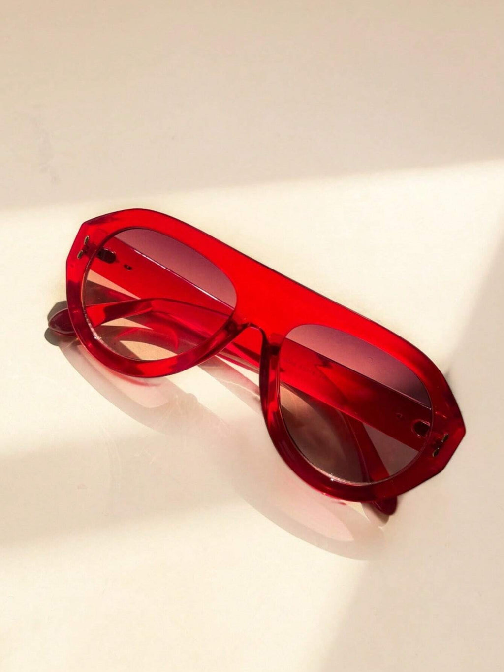 Oversized Y2K Sports Fashion Glasses for Women & Men – Street Style Sunglasses, Retro Festival Eyewear, Beach & Travel Shades