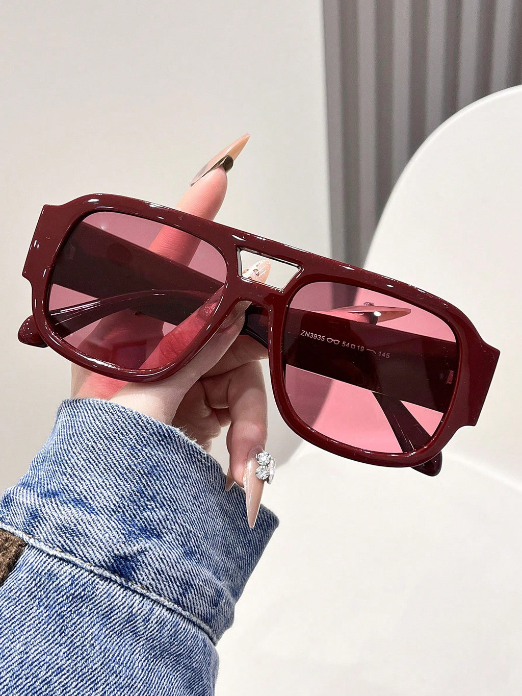 Women’s Red Frame Oversized Aviator Fashion Glasses – Trendy Summer Beach Shades for School, Travel & Casual Outfits