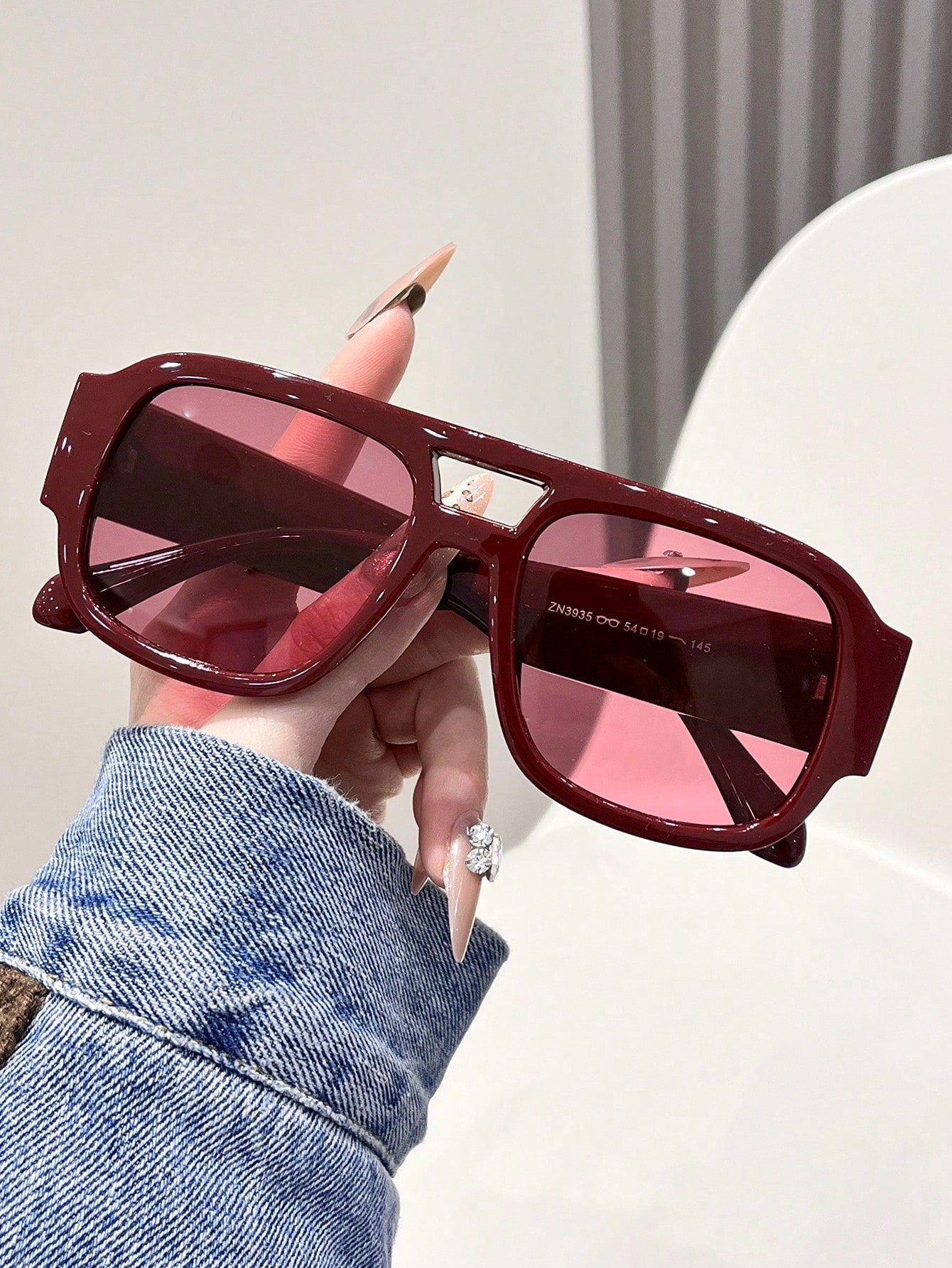 Women’s Red Frame Oversized Aviator Fashion Glasses – Trendy Summer Beach Shades for School, Travel & Casual Outfits
